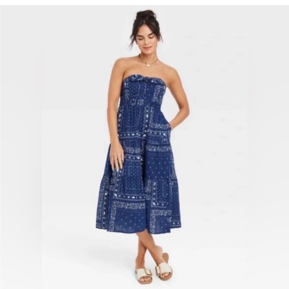 Universal Thread Strapless Navy Blue Bandana Print Midi Dress